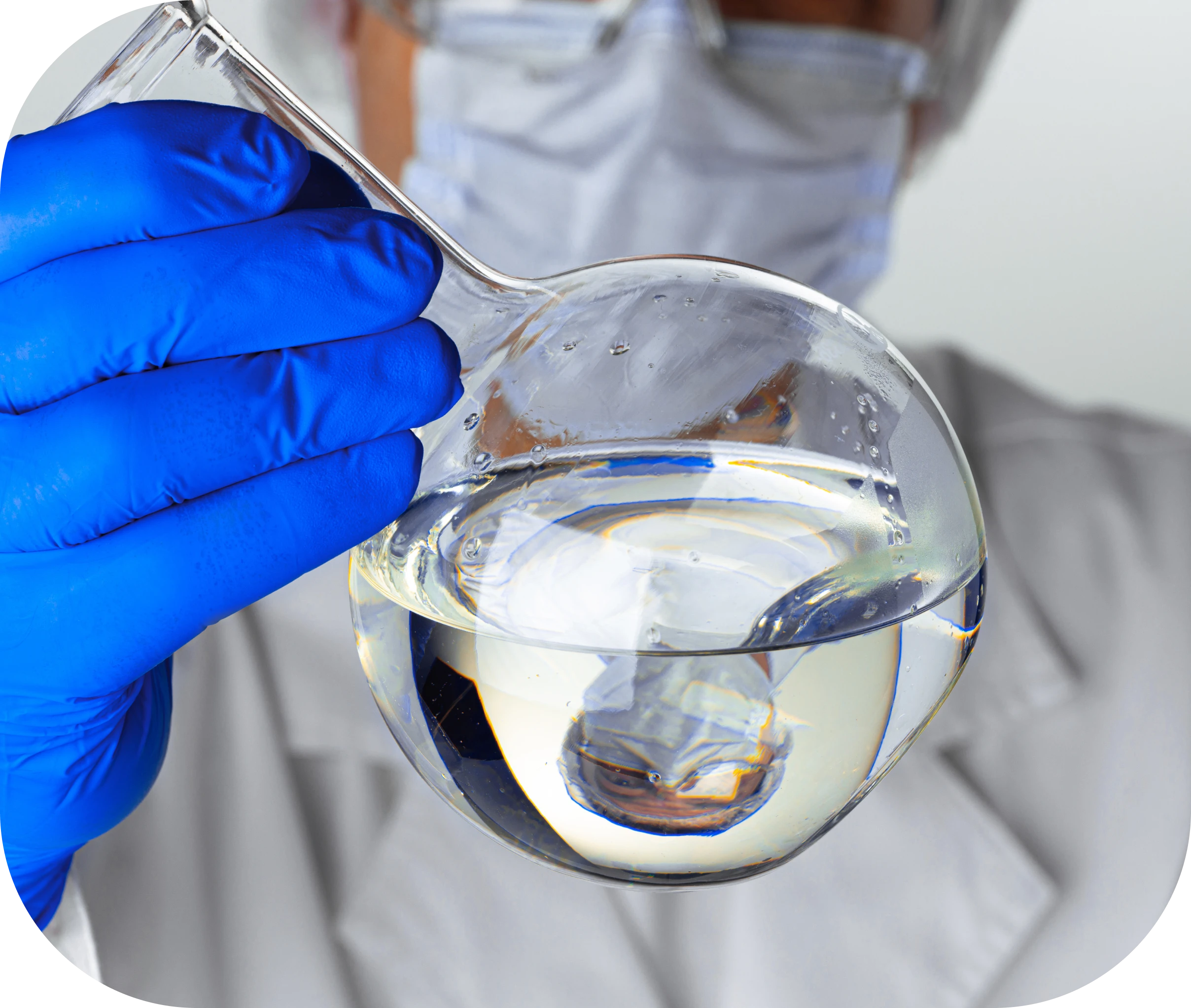 Desarrollamos soluciones químicas en solventes industriales